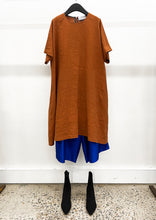 Load image into Gallery viewer, 100.100BORG - LINEN OVERSIZED TEE DRESS - BURNT ORANGE