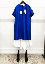 Load image into Gallery viewer, 100.099BLU - SILK OVERSIZED TEE DRESS - ROYAL BLUE

