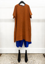 Load image into Gallery viewer, 100.100BORG - LINEN OVERSIZED TEE DRESS - BURNT ORANGE
