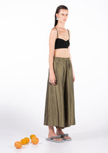 Load image into Gallery viewer, 082.075KHK - SILK ASYMM CULOTTE
